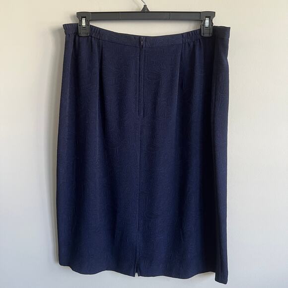 Dorby Skirt Suit Bow Pocket Detail Mock Collar Textured Paisley Navy Blue 18 - Picture 9 of 13